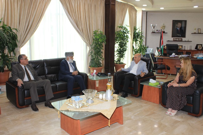 isra university جامعة الإسراء